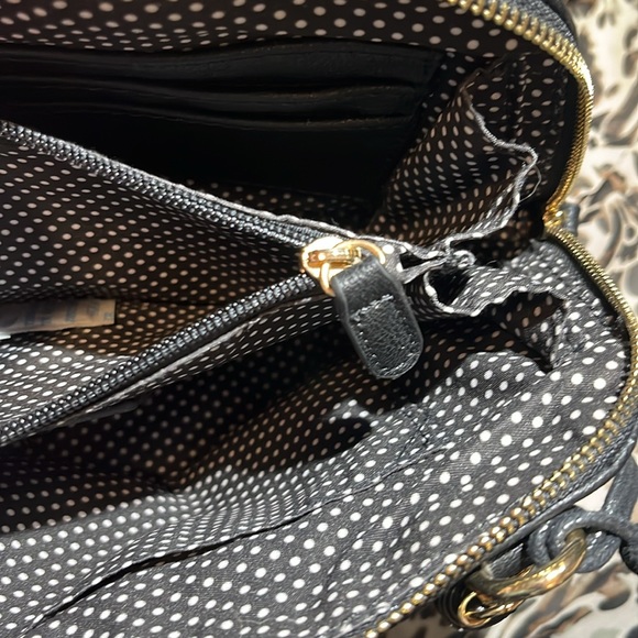 NWT LIKE DREAMS BLACK VEGAN PURSE - Picture 9 of 15